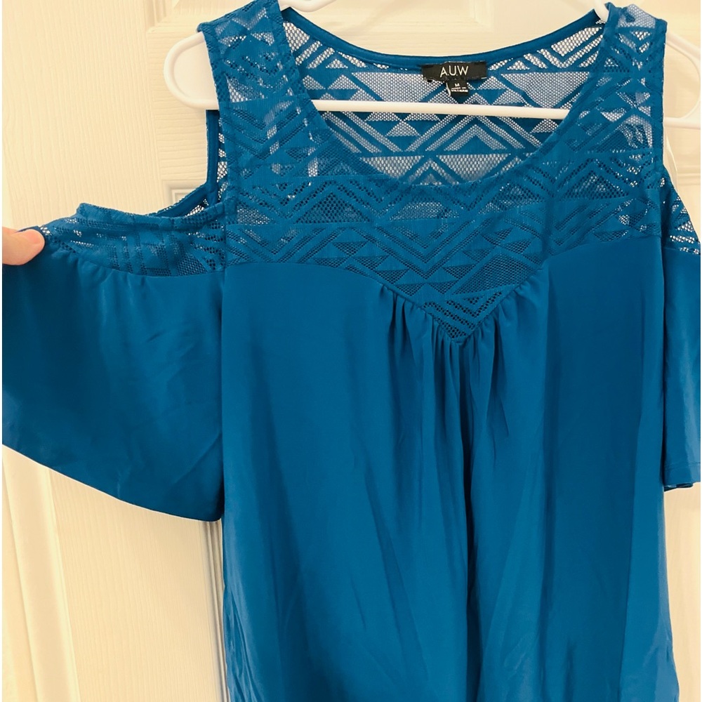 SALE!- Teal lace blouse with exposed shoulders